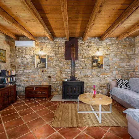 Rovo Villa *