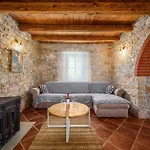 Rovo * Sveti Lovreč Pazenatički
