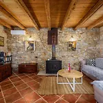 Rovo Villa *