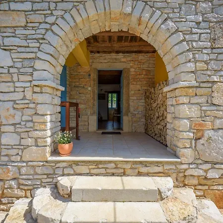 Rovo Villa Sveti Lovreč Pazenatički