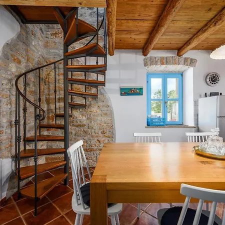 Rovo Villa Sveti Lovreč Pazenatički